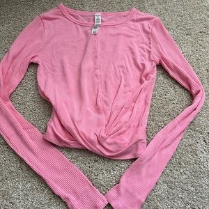 Alo Yoga long sleeve